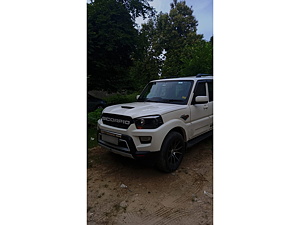 Second Hand Mahindra Scorpio S6 Plus in Ambedkarnagar