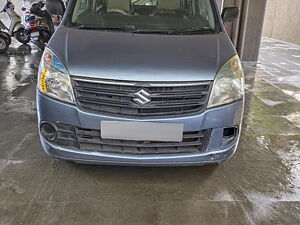 Second Hand Maruti Suzuki Wagon R LXi in Ahmedabad