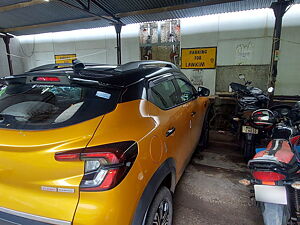 Second Hand Renault Kiger RXZ Turbo CVT Dual Tone in Mumbai