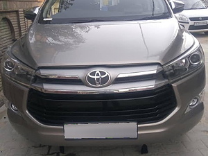 Second Hand Toyota Innova Crysta 2.4 VX 8 STR [2016-2020] in Alwar