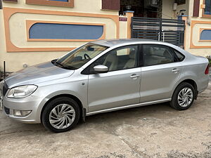 Second Hand Skoda Rapid 1.5 TDI CR Ambition Plus in Nizamabad