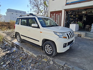 Second Hand Mahindra TUV300 T8 in Jhalawar