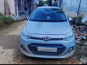 Second Hand हुंडई ग्रैंड i10  स्पोर्ट्ज़ 1.1 crdi [2013-2016] in करौली