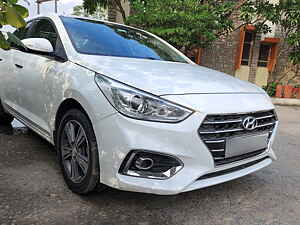 Second Hand हुंडई वरना sx (o) 1.6 crdi in चित्तोडगढ़