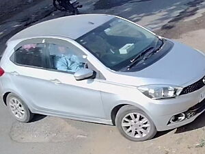 Second Hand Tata Tiago Revotron XZ in Jodhpur