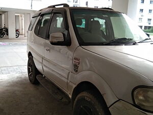 Second Hand Tata Safari 4x2 EX DiCOR 2.2 VTT in Vadodara