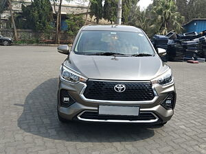 Second Hand Toyota Rumion V MT in Mumbai