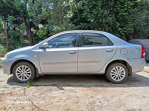 Second Hand Toyota Etios V in Pune