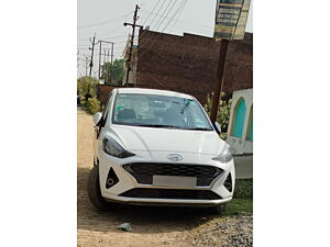 Second Hand Hyundai Aura E 1.2 Petrol in Lucknow