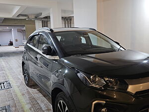 Second Hand Tata Nexon XZ Plus (O) Dual Tone in Gangtok