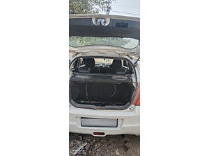 Second Hand Maruti Suzuki Swift VDi in Bhavnagar