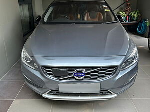 Second Hand Volvo S60 Cross Country Inscription [2016-2020] in Gurgaon