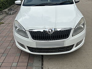 Second Hand Skoda Rapid Active 1.6 MPI MT in Indore