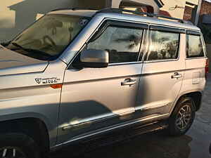 Second Hand महिंद्रा tuv300 t6 in अलवर