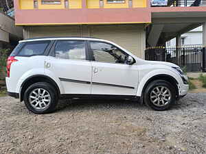 Second Hand மஹிந்திரா  xuv500 w10 ஏடீ in தும்கூர்