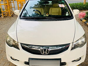 Second Hand Honda Civic 1.8V AT in Delhi