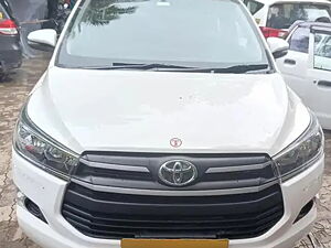 Second Hand Toyota Innova Crysta 2.4 G 7 STR in Mumbai