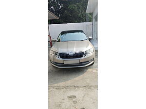 Second Hand Skoda Octavia 2.0 TDI L&K in Zirakpur