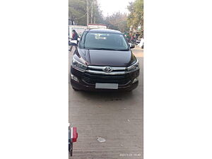 Second Hand Toyota Innova Crysta 2.4 G 7 STR [2016-2017] in Delhi