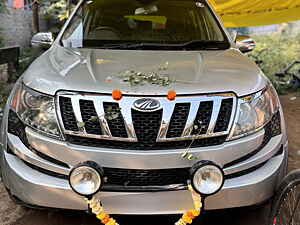 Second Hand महिंद्रा XUV500 w6 in अथनी