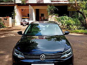 Second Hand Volkswagen Jetta Highline TDI AT in Pune