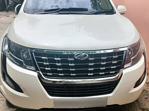 Second Hand Mahindra XUV500 W7 AT in Chennai