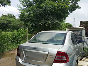 Second Hand Ford Fiesta/Classic ZXi 1.4 TDCi ABS in Udaipur