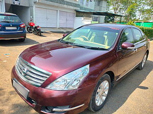 Second Hand Nissan Teana 250XL in Ahmednagar