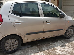 Second Hand Hyundai i10 Magna 1.2 in Ahmedabad