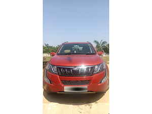 Second Hand మహీంద్రా xuv500	 w10 1.99 in ఢిల్లీ