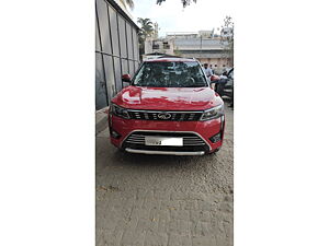 Second Hand Mahindra XUV300 W8 (O) 1.5 Diesel AMT in Bangalore