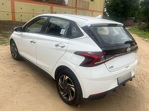 Second Hand Hyundai Elite i20 Asta 1.2 IVT in Anand