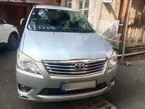 Second Hand टोयोटा इनोवा 2.5 vx 8 str bs-iv in मुंबई