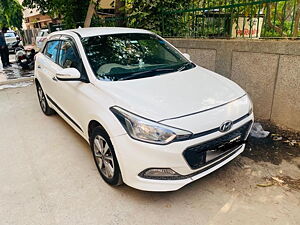 Second Hand Hyundai Elite i20 Sportz 1.2 (O) in Delhi