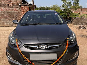 Second Hand Hyundai Verna Fluidic 1.6 VTVT SX in Pune