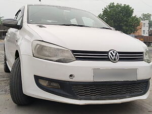 Second Hand Volkswagen Polo Highline 1.6L (P) in Ahmedabad