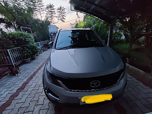 Second Hand Tata Hexa XTA 4x2 6 STR in Mhow