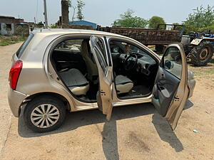 Second Hand Toyota Etios Liva GD in Hyderabad