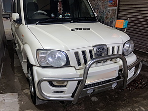 Second Hand Mahindra Scorpio SLE BS-IV in Sandila