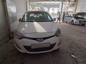 Second Hand Hyundai i20 Magna 1.2 in Meerut