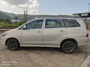 Second Hand Toyota Innova 2.5 G 7 STR BS-III in Mahad