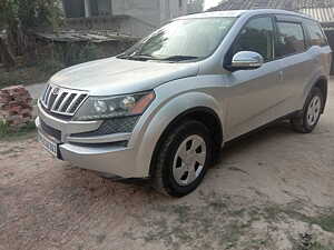 Second Hand Mahindra XUV500 W6 in Faridabad