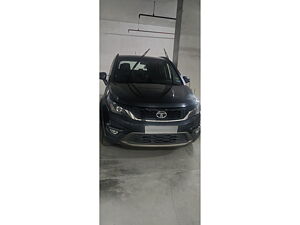 Second Hand Tata Hexa XT 4x2 7 STR in Gautam Buddha Nagar