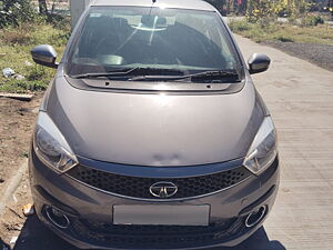 Second Hand Tata Tiago Revotron XZ in Indore