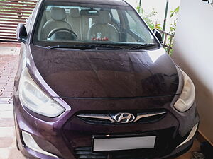 Second Hand Hyundai Verna Fluidic 1.6 VTVT in Ambattur