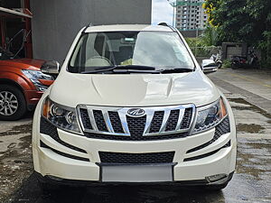 Second Hand Mahindra XUV500 W6 in Pune