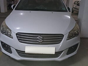 Second Hand Maruti Suzuki Ciaz ZXi in Gandhinagar