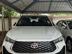 Second Hand Toyota Innova Hyrcross VX Hybrid 8 STR in Mumbai