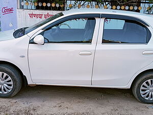 Second Hand Toyota Etios Liva GX in Jaipur
