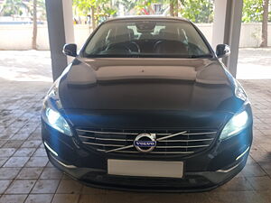 Second Hand Volvo S60 Cross Country Inscription [2016-2020] in Vadodara